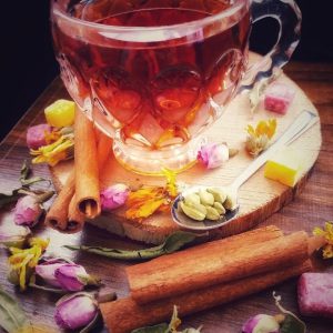 چای گل و دارچین